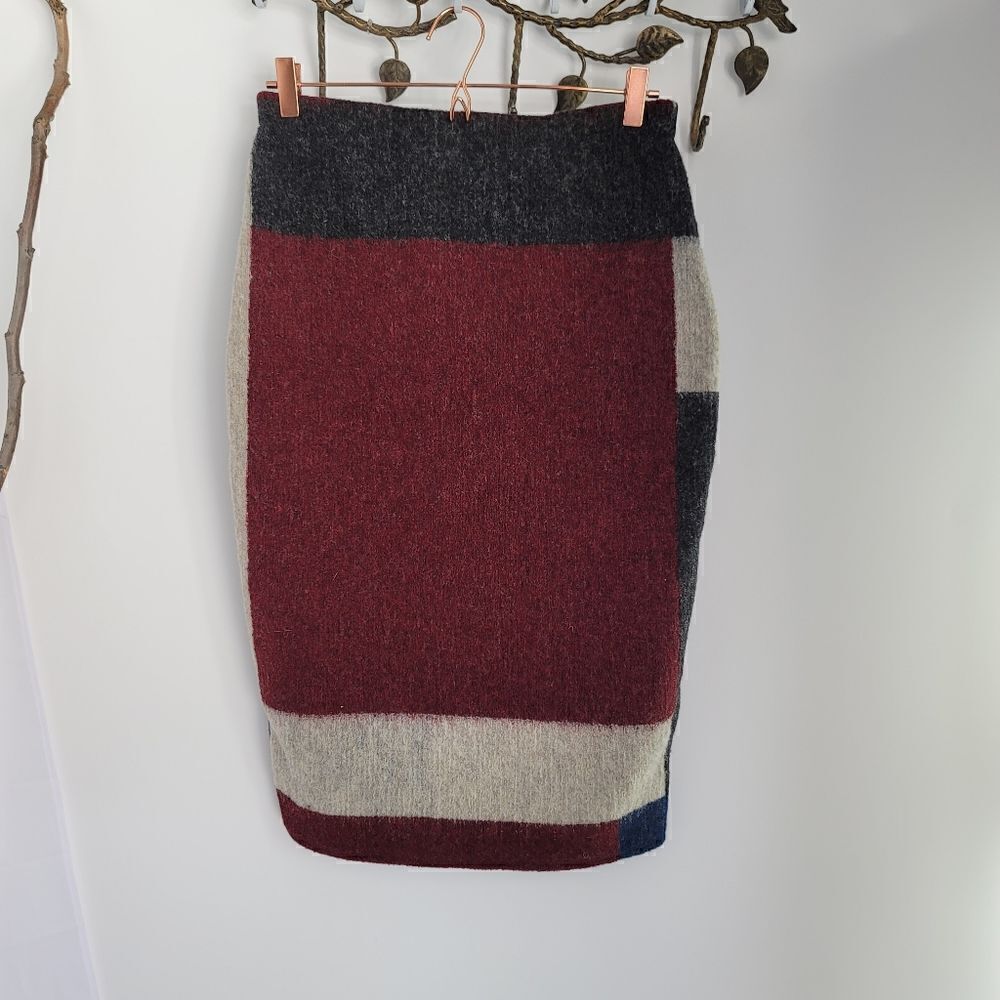 Natalia Romano knit pencil skirt